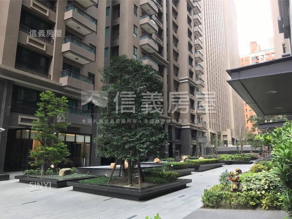 世紀凱悅成家二房平車房屋室內格局與周邊環境