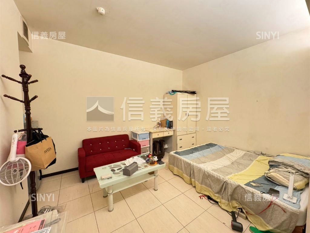 捷運遠揚收租聖品房屋室內格局與周邊環境