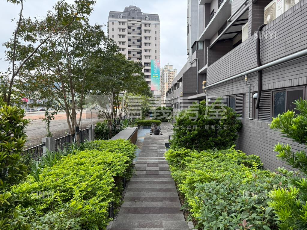宏筑黃金地段店面房屋室內格局與周邊環境