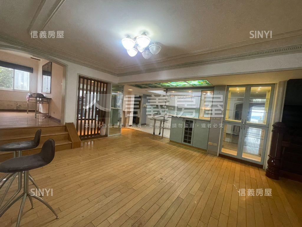 華城壯麗美景別墅房屋室內格局與周邊環境
