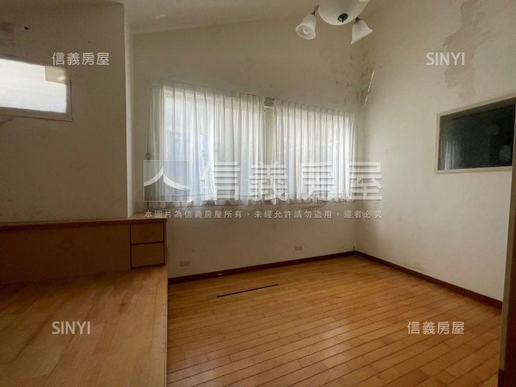 華城壯麗美景別墅房屋室內格局與周邊環境