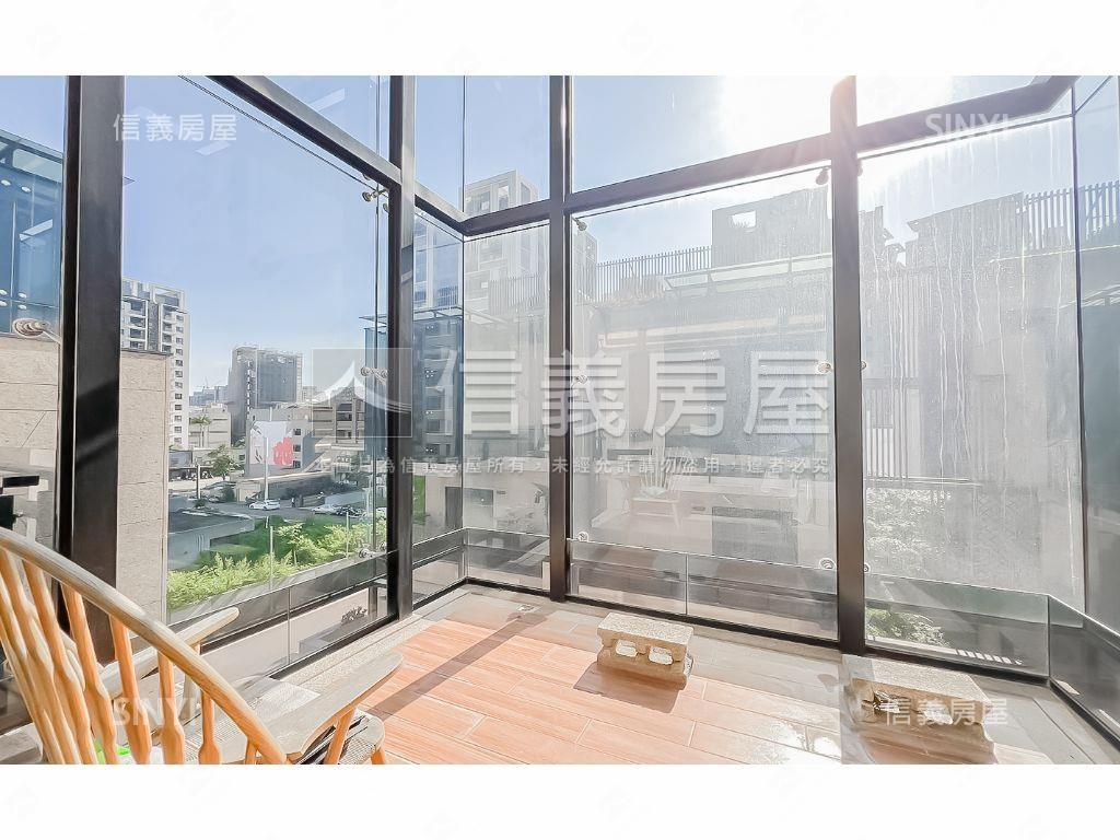 透與璞精美裝潢美墅房屋室內格局與周邊環境