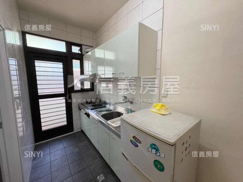 中平路三房美寓房屋室內格局與周邊環境