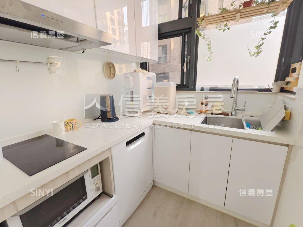 Ｆ１小資首購空間運用佳房屋室內格局與周邊環境