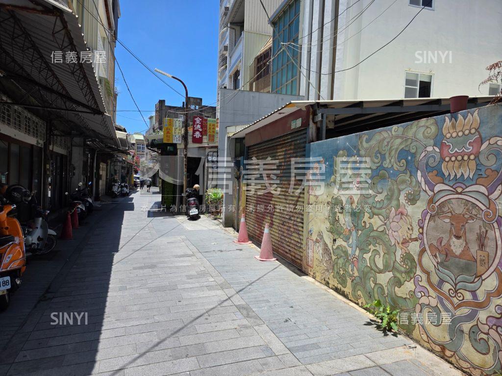 中西區面寬土地房屋室內格局與周邊環境
