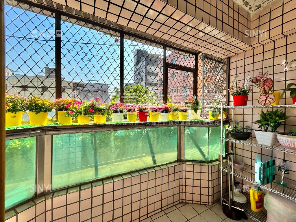 近板南線捷運三房房屋室內格局與周邊環境