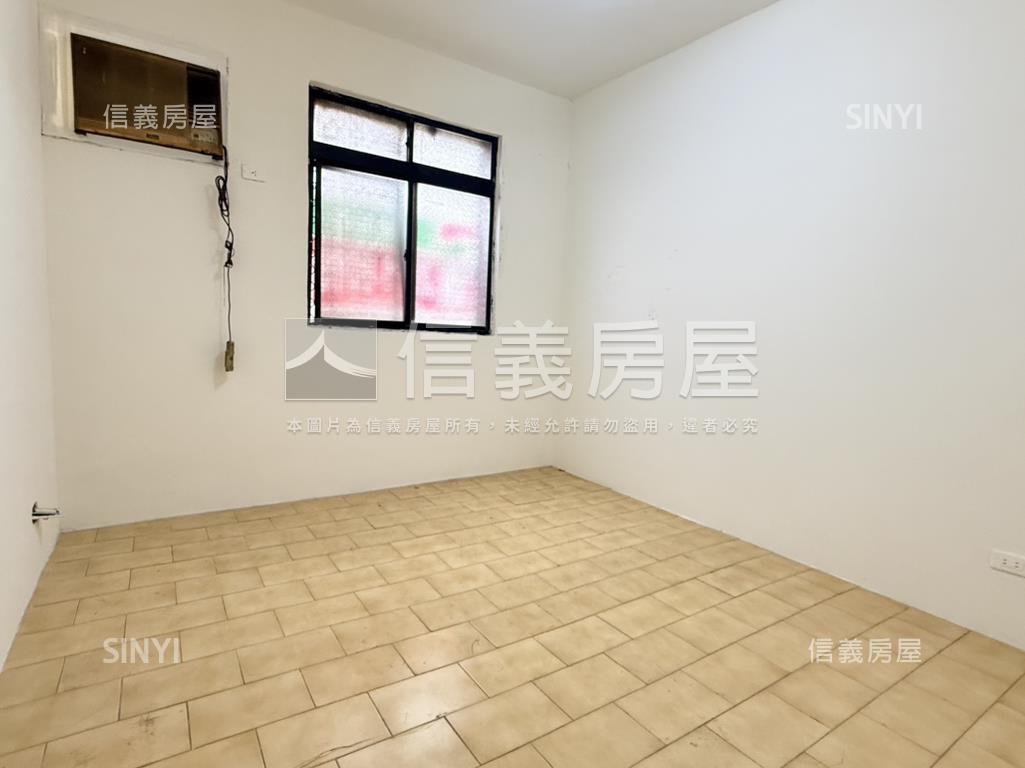 立農街黃金二樓房屋室內格局與周邊環境