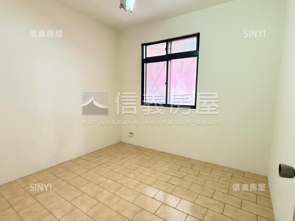 立農街黃金二樓房屋室內格局與周邊環境