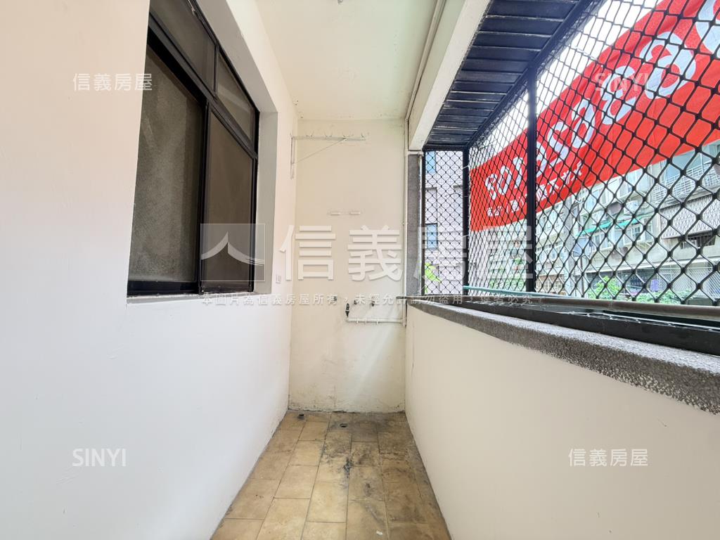 立農街黃金二樓房屋室內格局與周邊環境