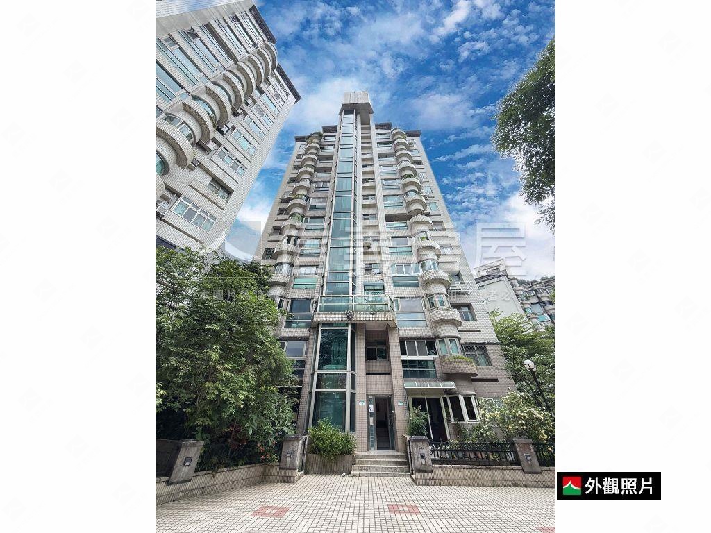 靜心ｘ景興＋景觀三房車位房屋室內格局與周邊環境