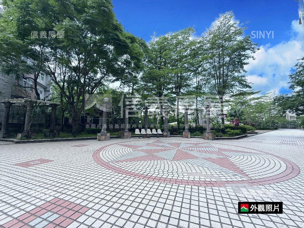 靜心ｘ景興＋景觀三房車位房屋室內格局與周邊環境