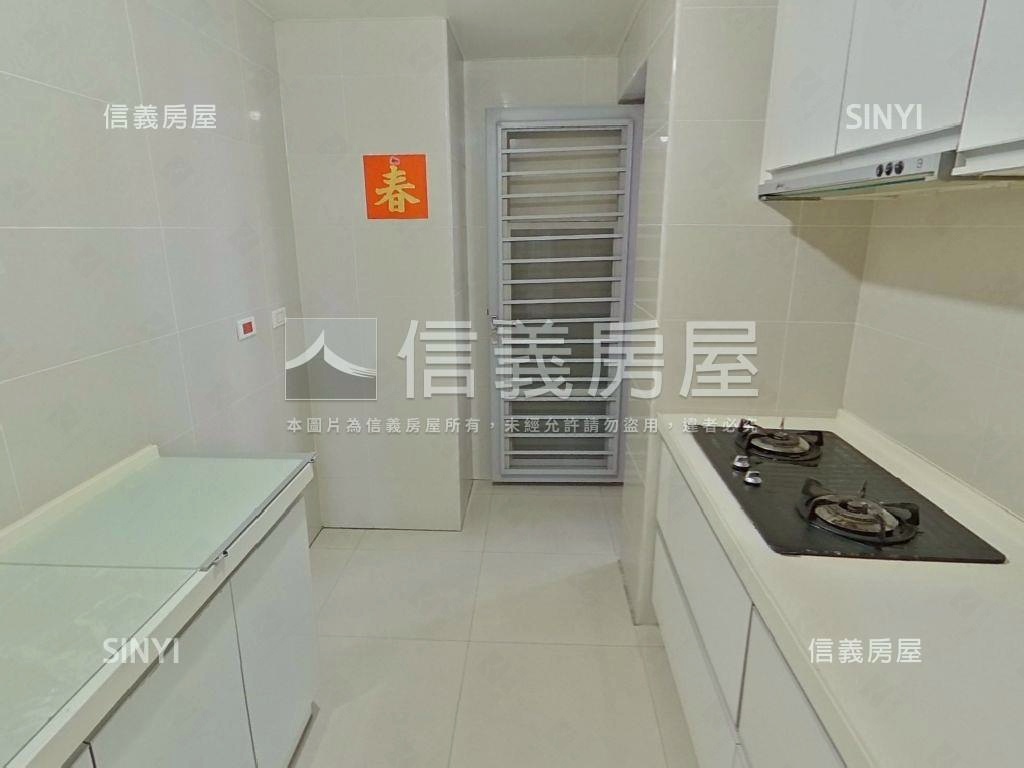 冠東方雅致三房房屋室內格局與周邊環境