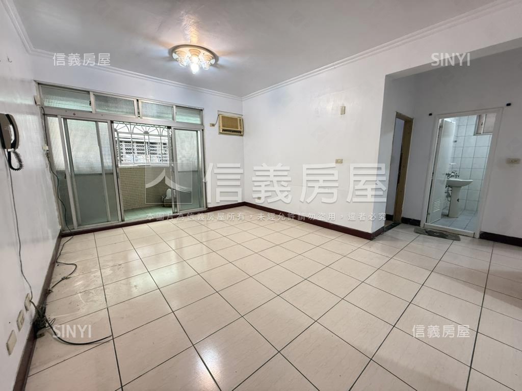 太原綠園道。３房三樓公寓房屋室內格局與周邊環境