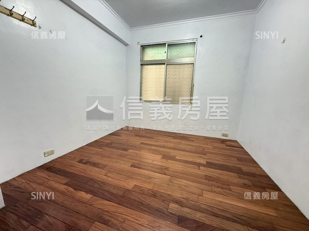 太原綠園道。３房三樓公寓房屋室內格局與周邊環境