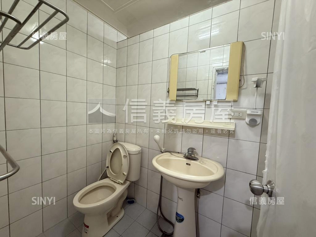 太原綠園道。３房三樓公寓房屋室內格局與周邊環境