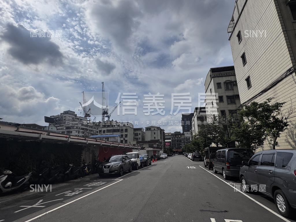 連城台貿一城一樓房屋室內格局與周邊環境