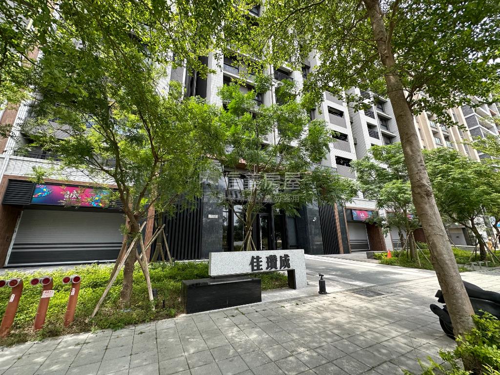 佳瓚城朝南視野三房＋車位房屋室內格局與周邊環境