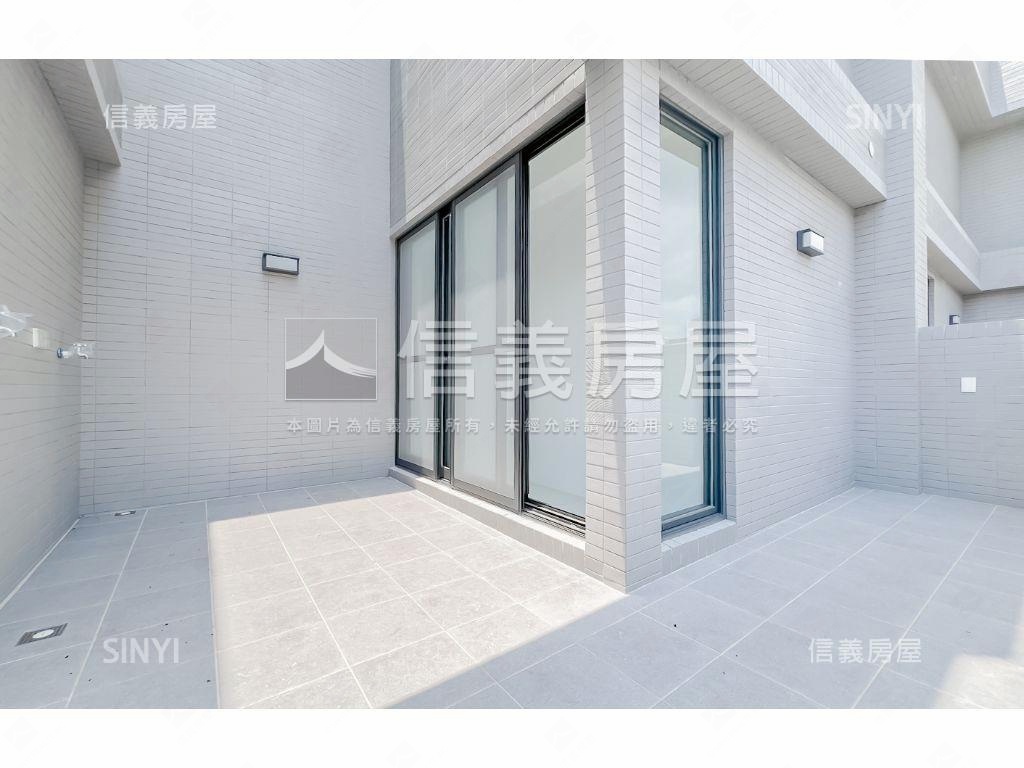 頭家邊間有電梯臨路別墅房屋室內格局與周邊環境