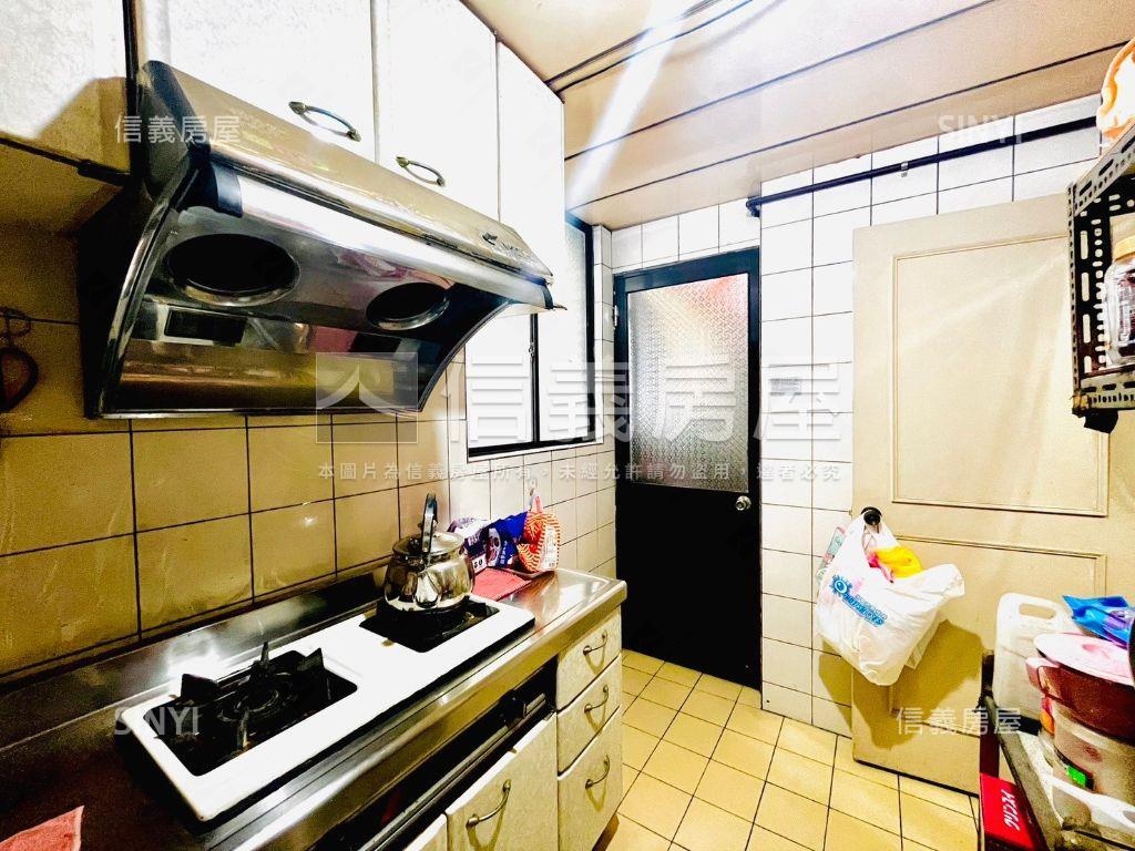 北醫公寓３房管理型社區房屋室內格局與周邊環境