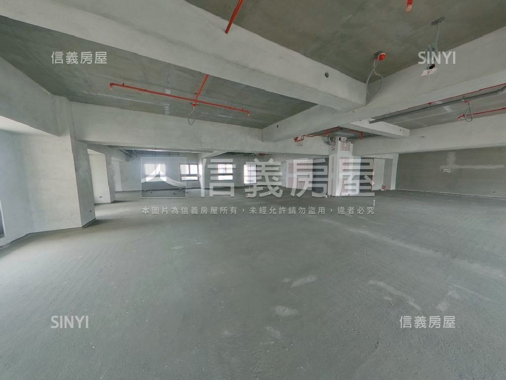 由鉅大謙鋼骨豪宅房屋室內格局與周邊環境