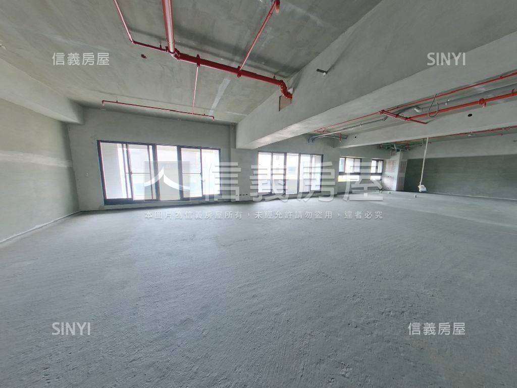 由鉅大謙鋼骨豪宅房屋室內格局與周邊環境