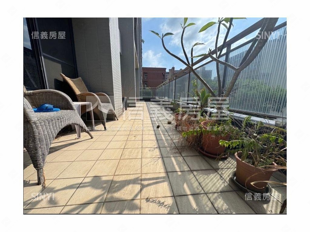 德鑫御園三房雙車位房屋室內格局與周邊環境