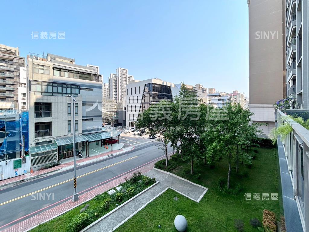 德鑫御園綠景露台雙車位房屋室內格局與周邊環境