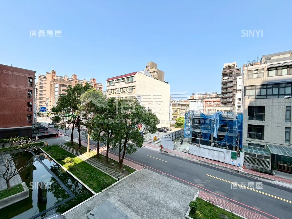 德鑫御園綠景露台雙車位房屋室內格局與周邊環境