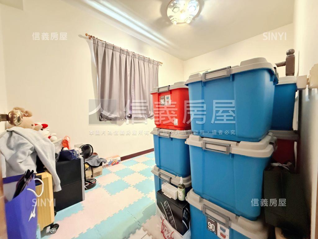Ａ８捷運邊間方正三房美寓房屋室內格局與周邊環境