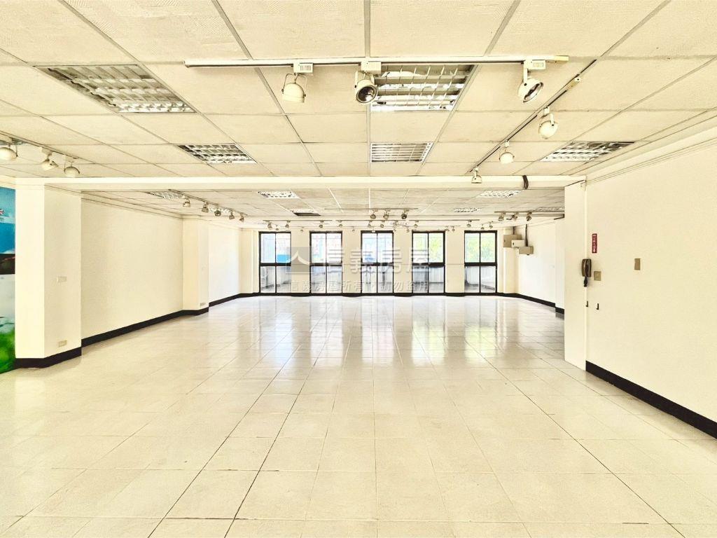 博愛一路正路店霸值得珍藏房屋室內格局與周邊環境