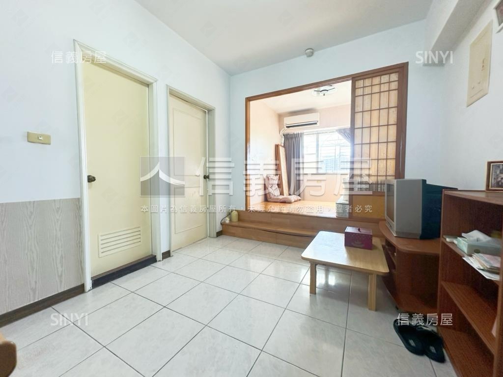 阿利阿多電梯美景正一房房屋室內格局與周邊環境