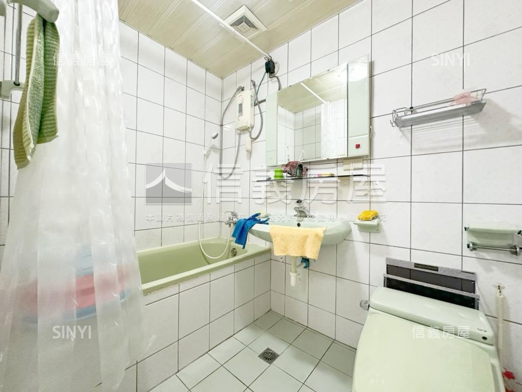 阿利阿多電梯美景正一房房屋室內格局與周邊環境