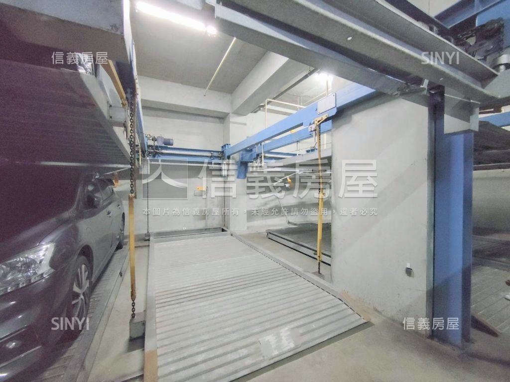 【車位】Ｂ１坡機式７４號房屋室內格局與周邊環境