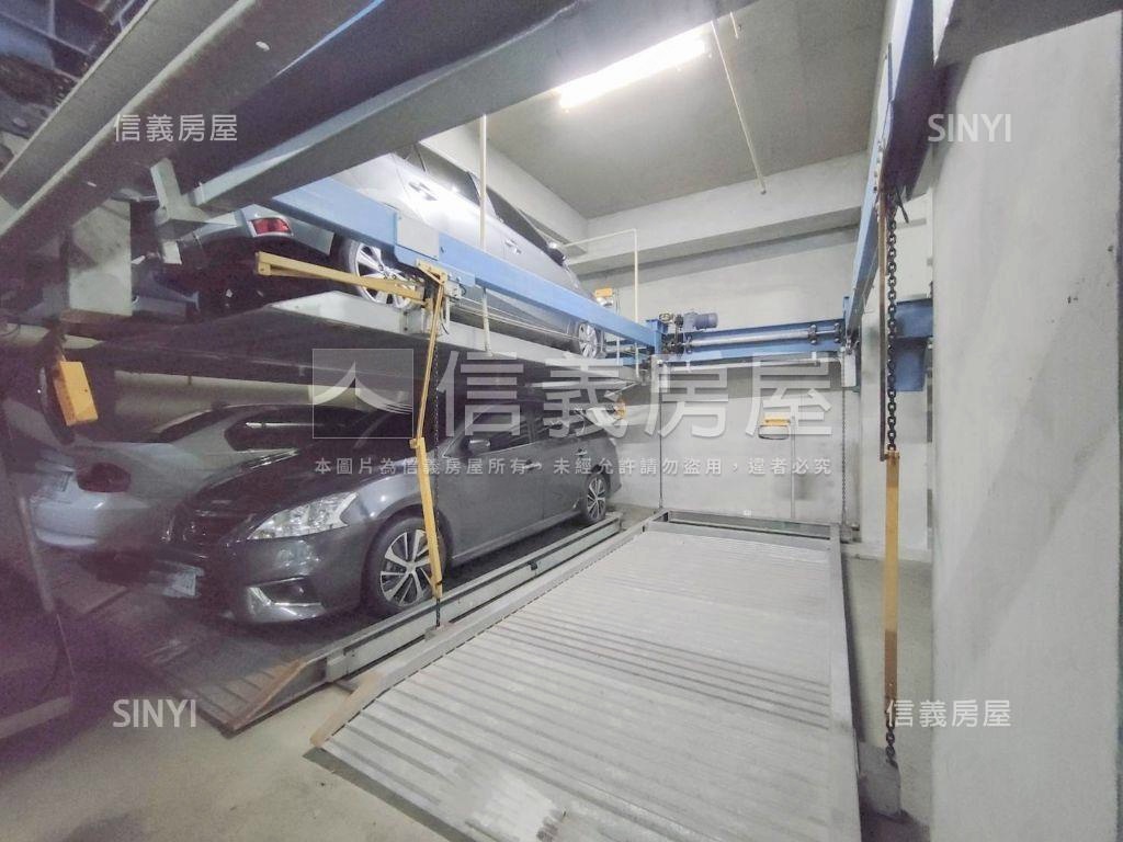 【車位】Ｂ１坡機式７４號房屋室內格局與周邊環境