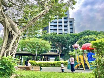 公園首席旁捷運電梯＋車位