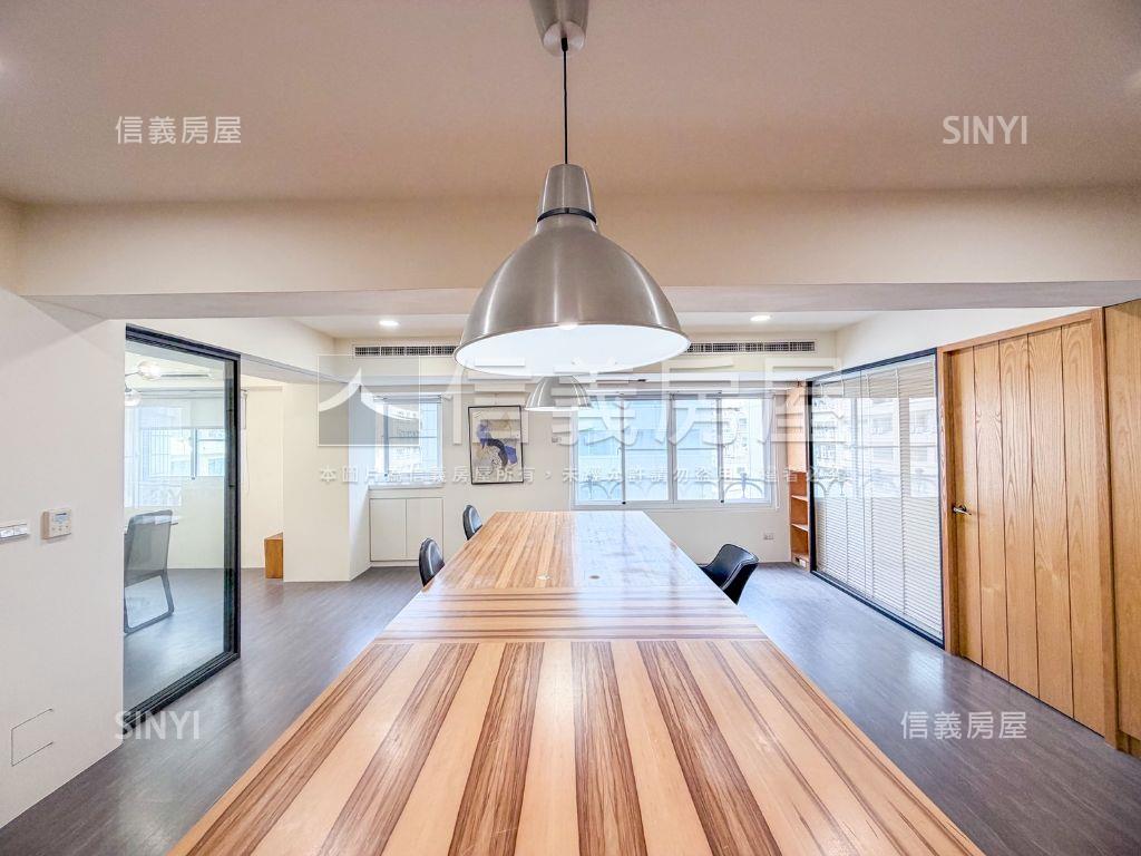 近前金捷運站大四房美宅房屋室內格局與周邊環境