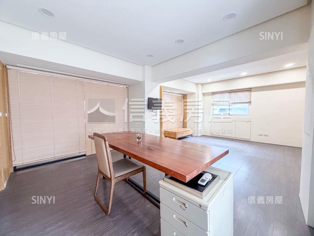 近前金捷運站大四房美宅房屋室內格局與周邊環境