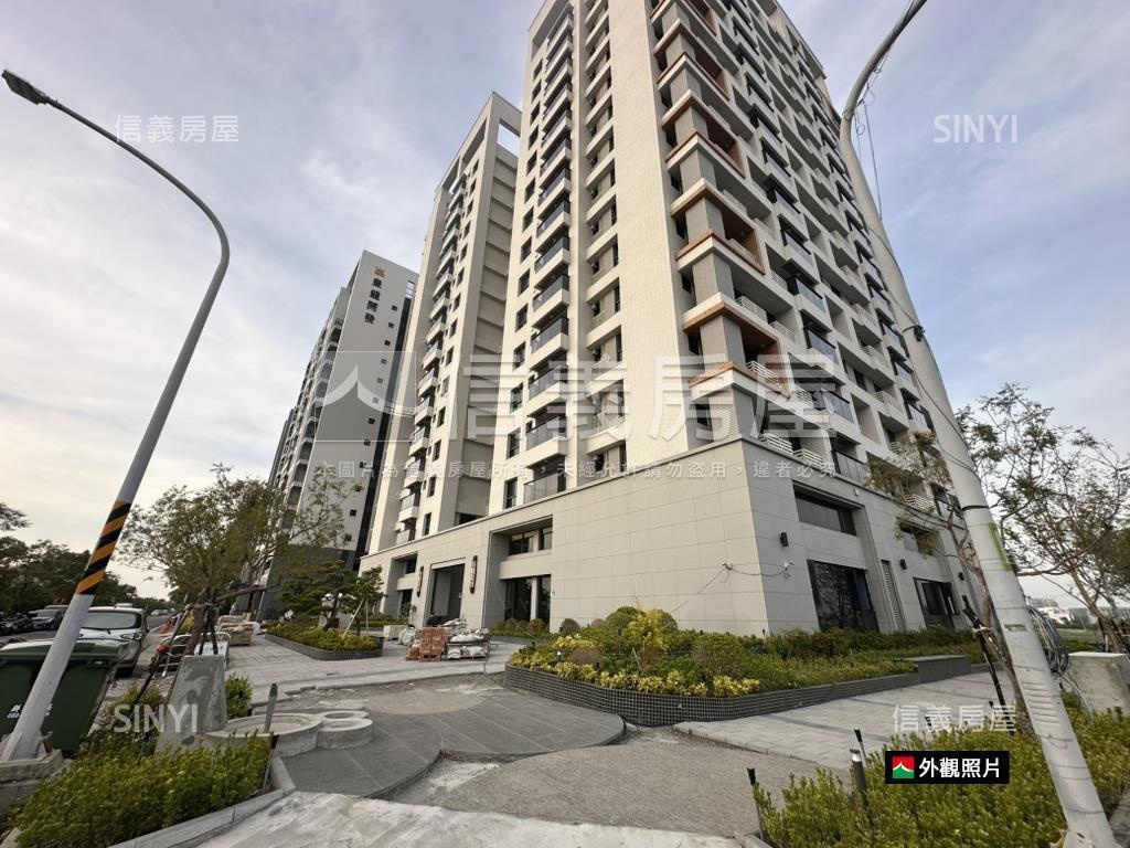 全新交屋艾美８兩房平車房屋室內格局與周邊環境