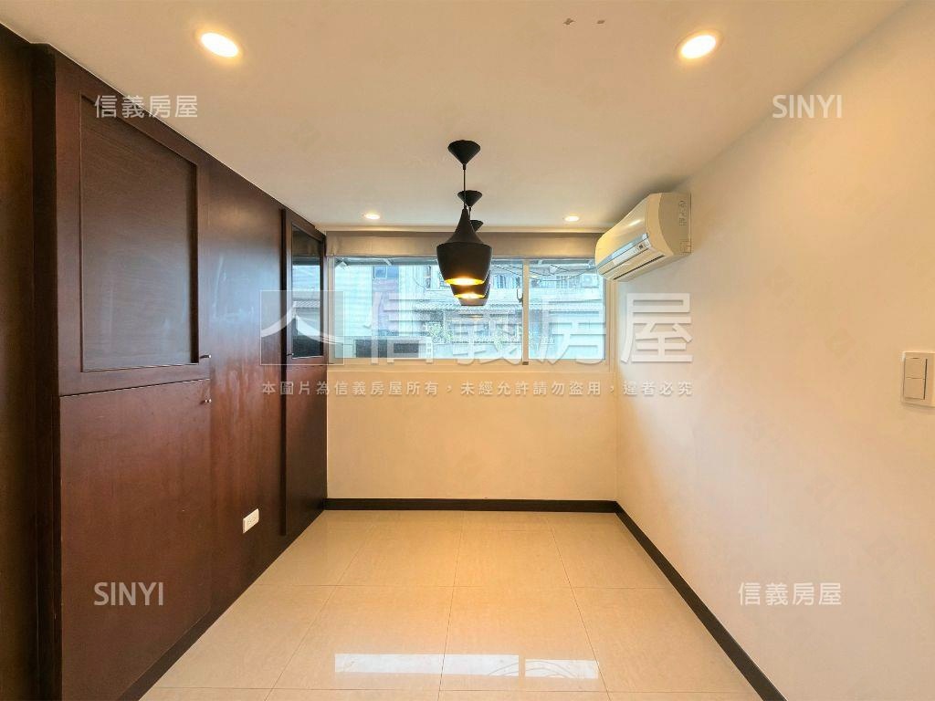 國館高樓美裝管理四房房屋室內格局與周邊環境