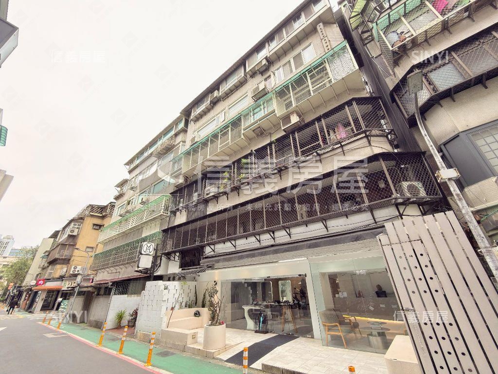 國館高樓美裝管理四房房屋室內格局與周邊環境