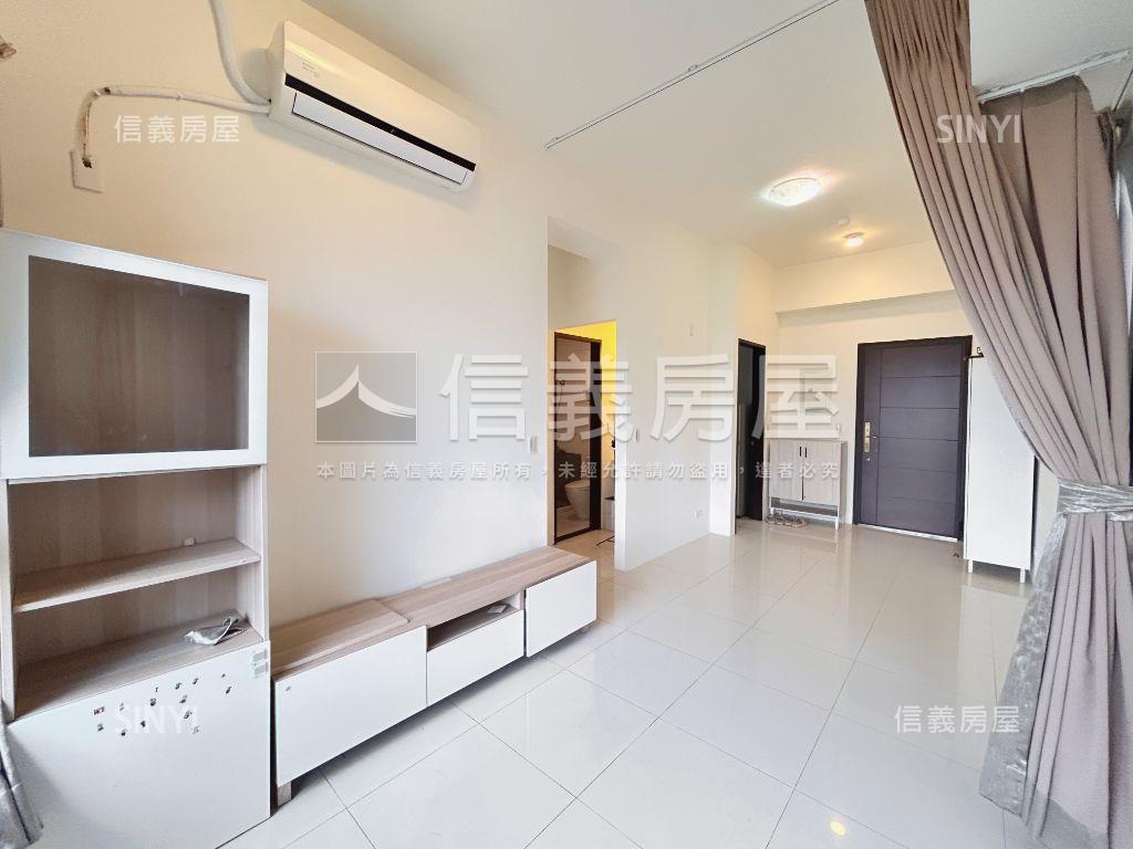 新泰然面公園２房車位房屋室內格局與周邊環境