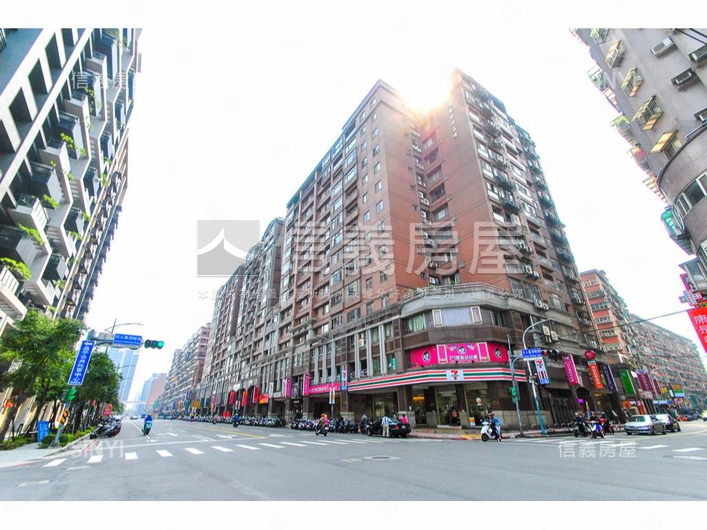 中原路潤泰台北富境車位房屋室內格局與周邊環境