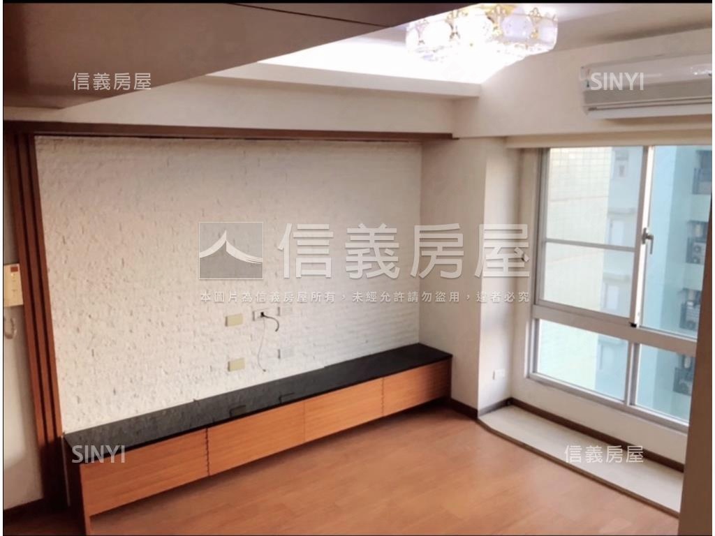 海揚面中庭３房有車位房屋室內格局與周邊環境