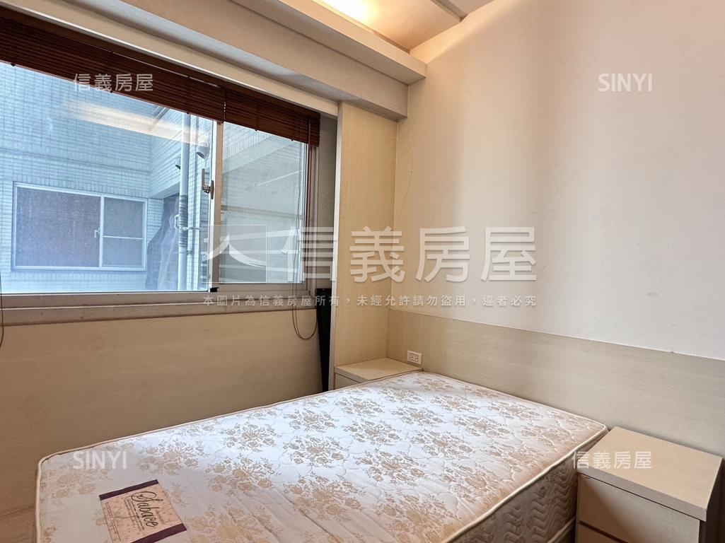 海揚面中庭３房有車位房屋室內格局與周邊環境