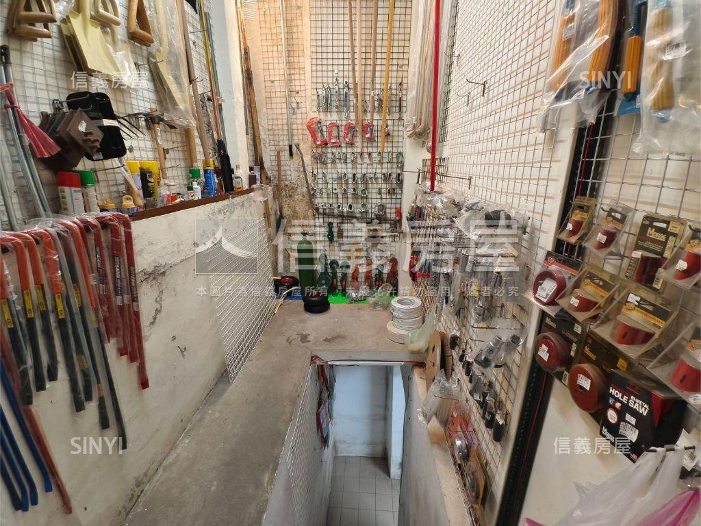 興隆大道●黃金商鋪雙店面房屋室內格局與周邊環境