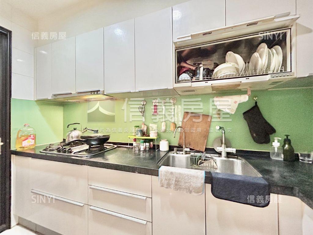 宏觀大器３房房屋室內格局與周邊環境