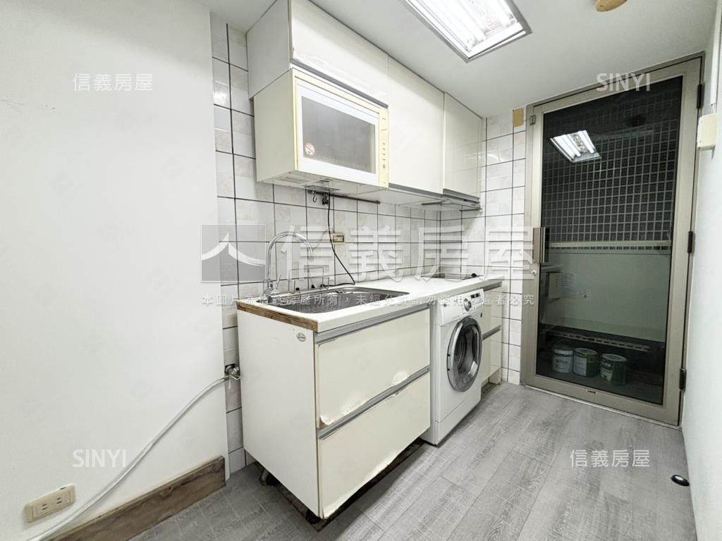 福爾摩莎松德鋼骨住辦房屋室內格局與周邊環境