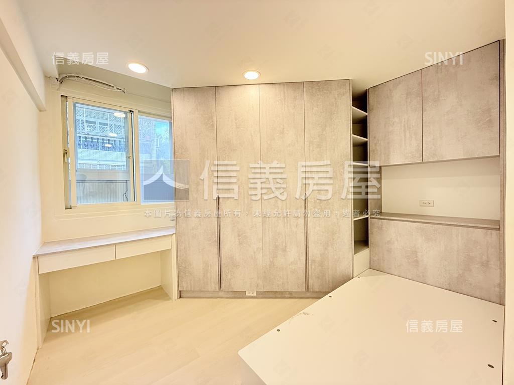 天母黃金２樓新裝潢面樹海房屋室內格局與周邊環境