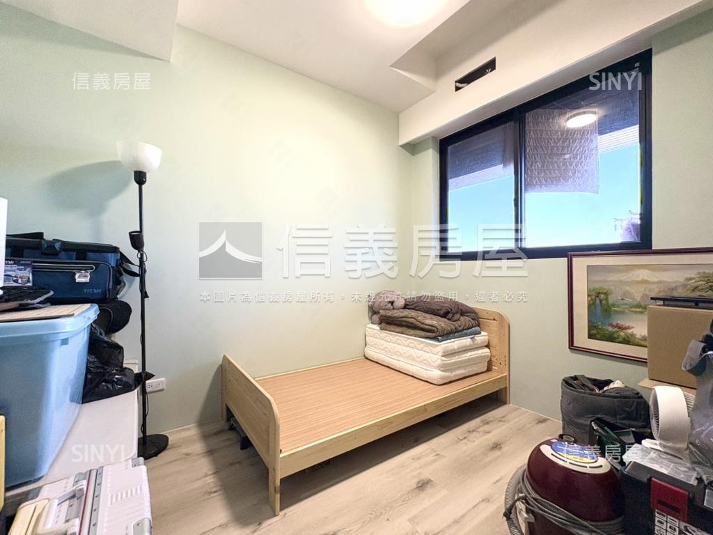 首綻高樓美妝大３房車位房屋室內格局與周邊環境