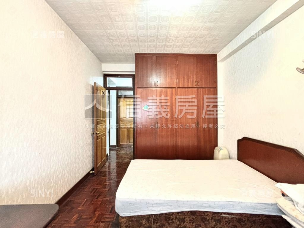 松江南京採光好方正大四房房屋室內格局與周邊環境